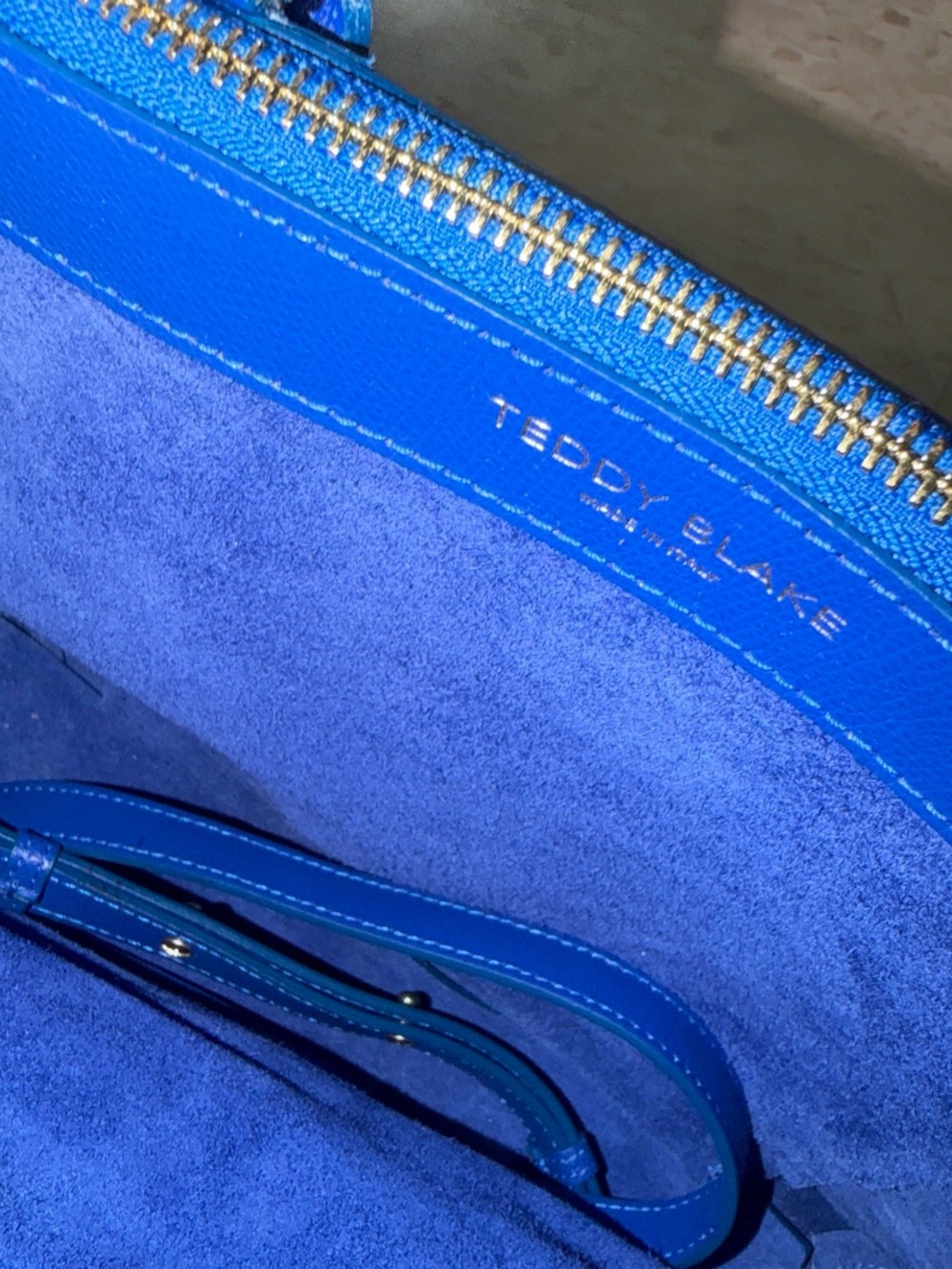 Structured Royal Blue Satchel with Detachable Strap - Picture 4 of 5